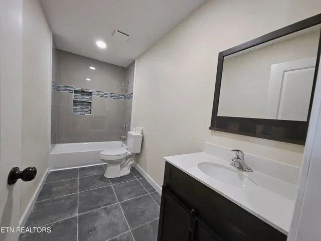 $354,900 | 240 Fox Jones Road, Lancing, TN 37770