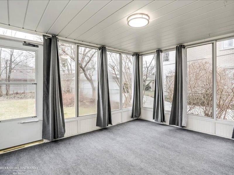 858 Trombley Road Grosse Pointe, MI 48230 - Photo 46 of 54