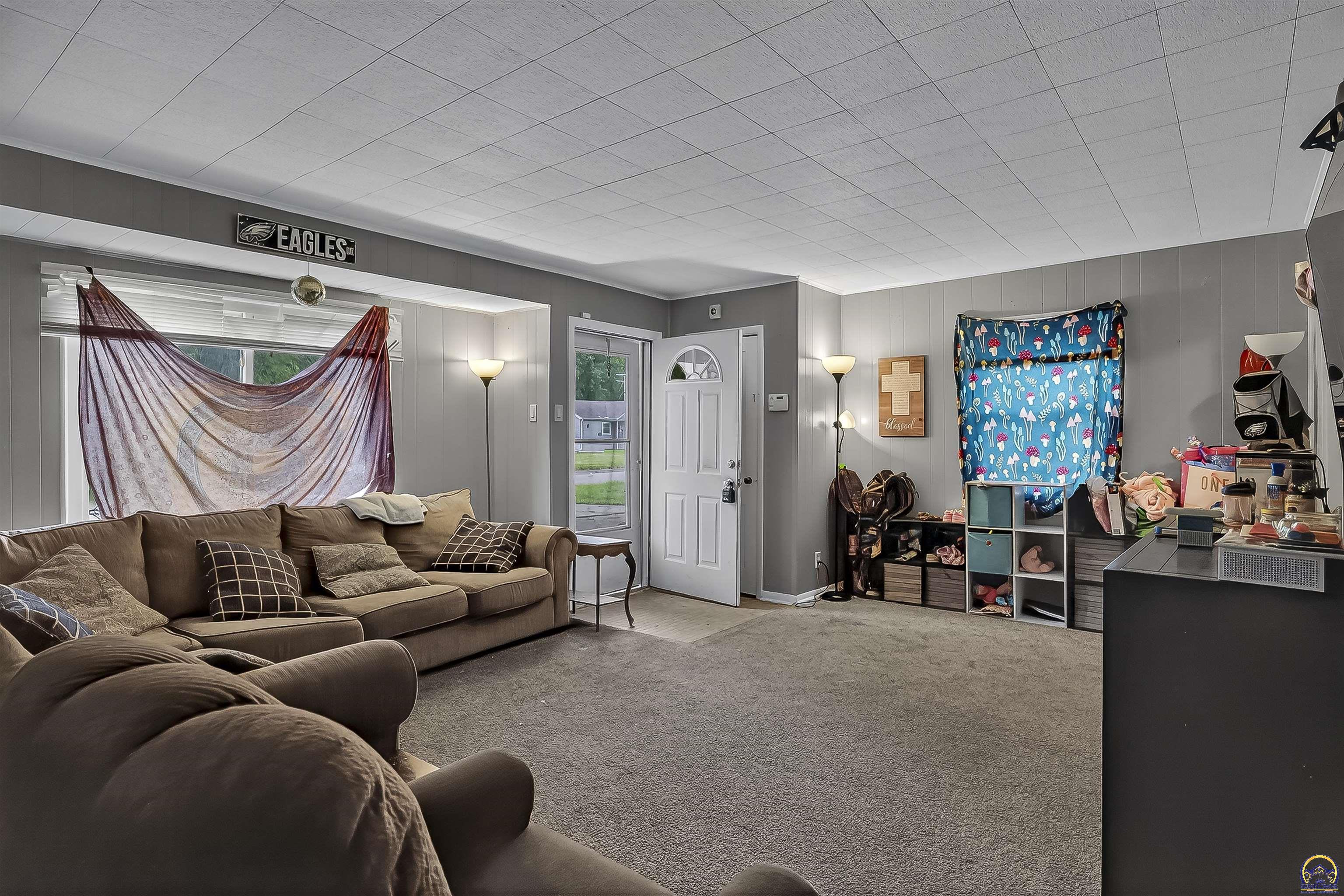 2400 Southwest 24th Street Topeka, KS 66611 - Photo 4 of 12