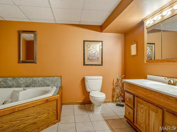 $415,000 | 358 Prairietown Road, Dorsey, IL 62021