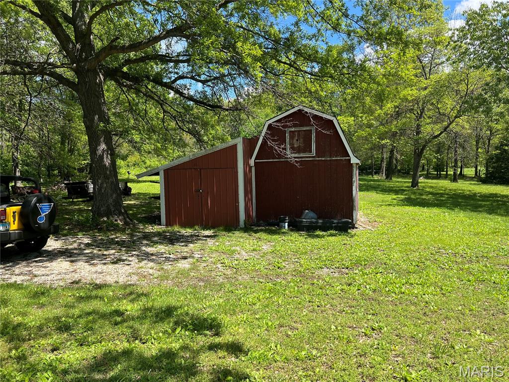 358 Prairietown Road Dorsey, IL 62021 - Photo 29 of 33