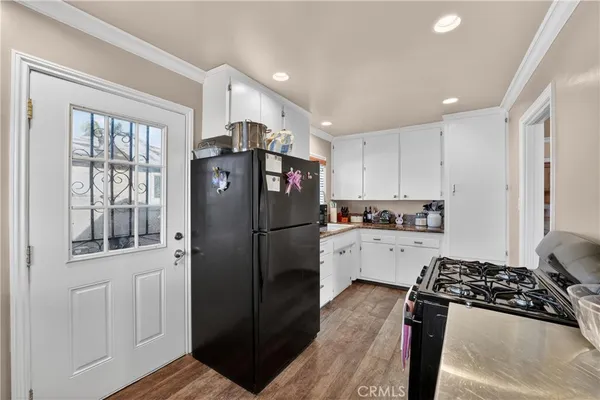 $800,000 | 4049 Martin Luther King Jr Boulevard, Lynwood, CA 90262