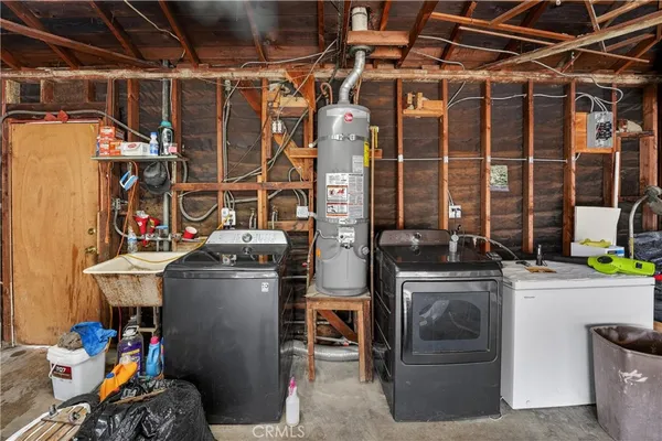 $800,000 | 4049 Martin Luther King Jr Boulevard, Lynwood, CA 90262