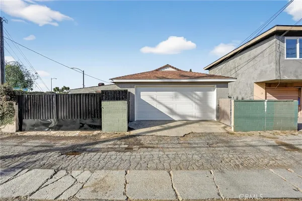 $800,000 | 4049 Martin Luther King Jr Boulevard, Lynwood, CA 90262