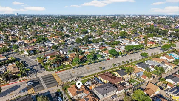 $800,000 | 4049 Martin Luther King Jr Boulevard, Lynwood, CA 90262
