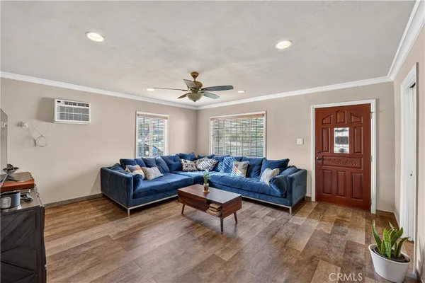 $800,000 | 4049 Martin Luther King Jr Boulevard, Lynwood, CA 90262