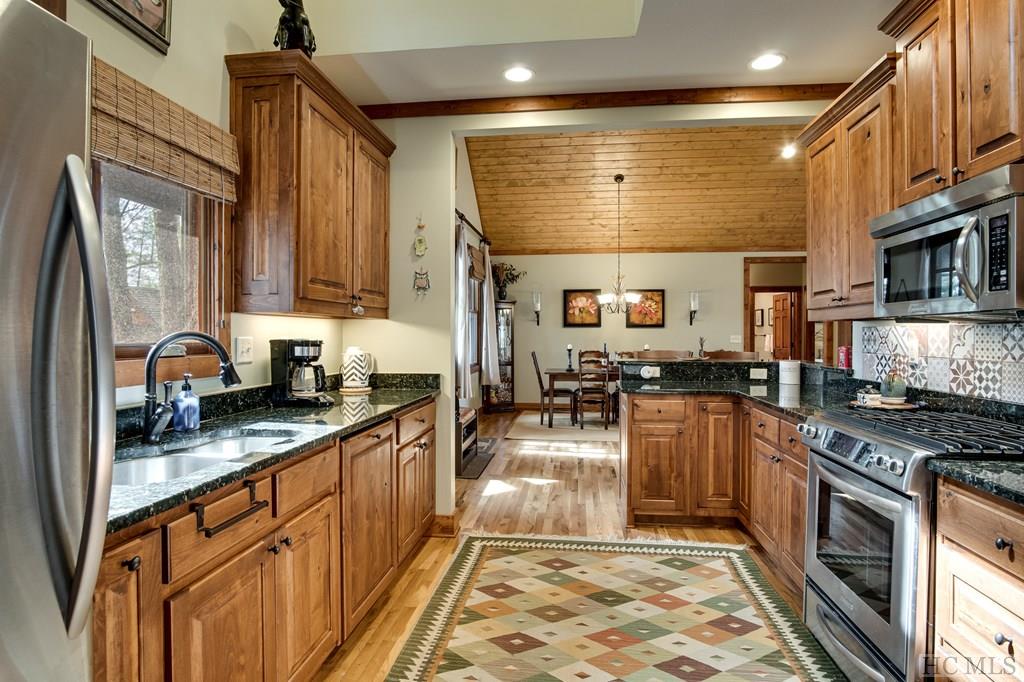 1251 Tower Road Sapphire, NC 28774 - Photo 9 of 55 Gallery Image 9