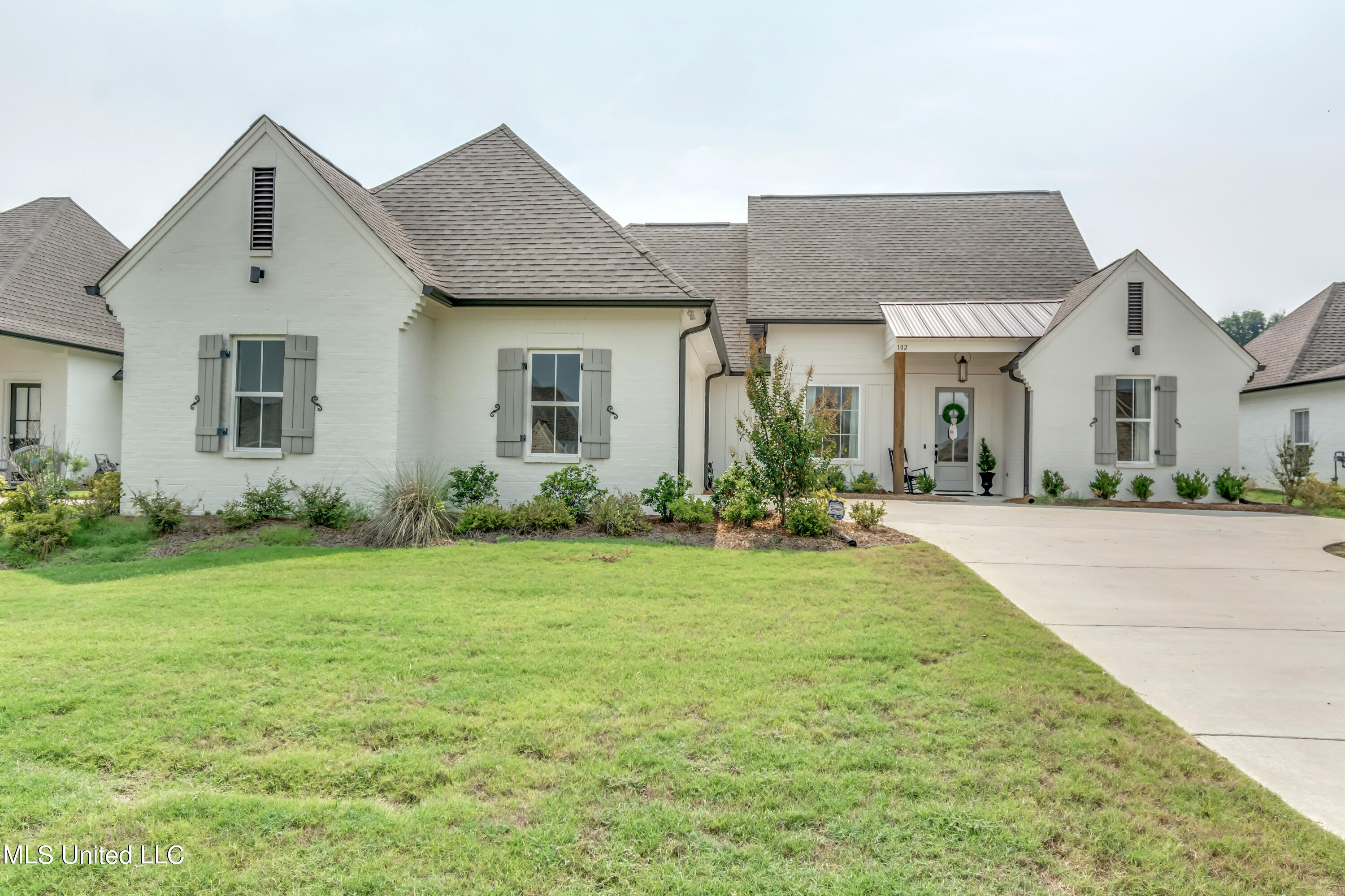 102 Bridgewater Loop Madison, MS 39110 - Photo 2 of 45 102 Bridge Water Loop-5