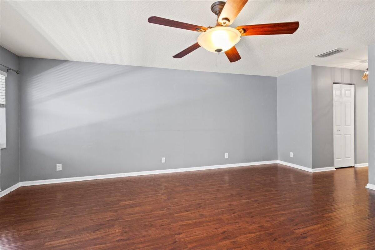 515 Southeast Cliff Road Port St. Lucie, FL 34984 - Photo 29 of 70 515-SE-Cliff-Rd-0015