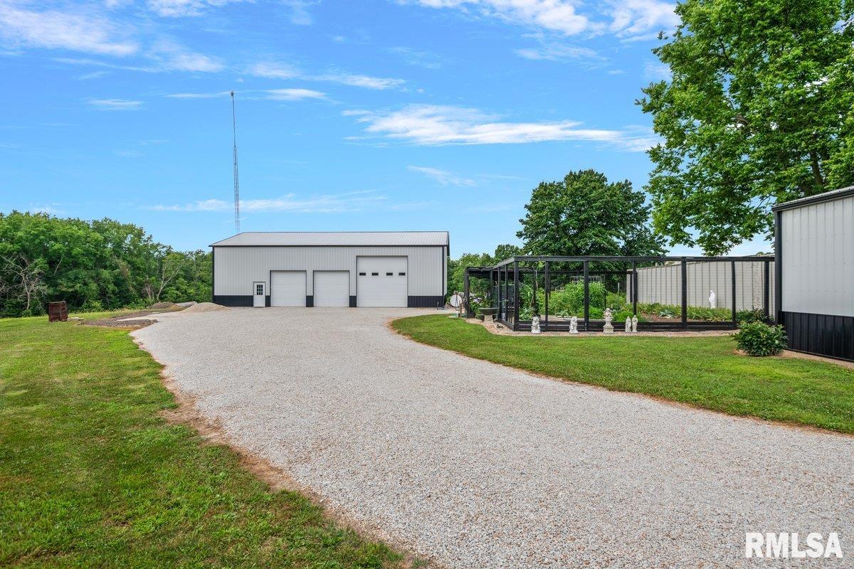 6813 Wesley Chapel Road Chatham, IL 62629 - Photo 7 of 39
