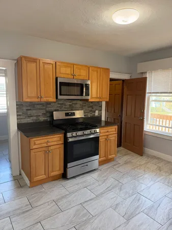 $3,400 | 120 Capen Street, Unit 2, Boston, MA 02124