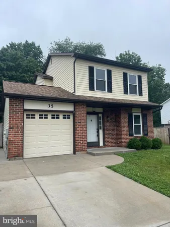 $2,400 | 35 Honeysuckle Drive, Newark, DE 19702