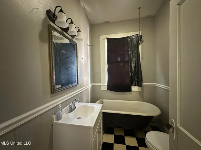 $575,000 | 115 Scott Street, McComb, MS 39648