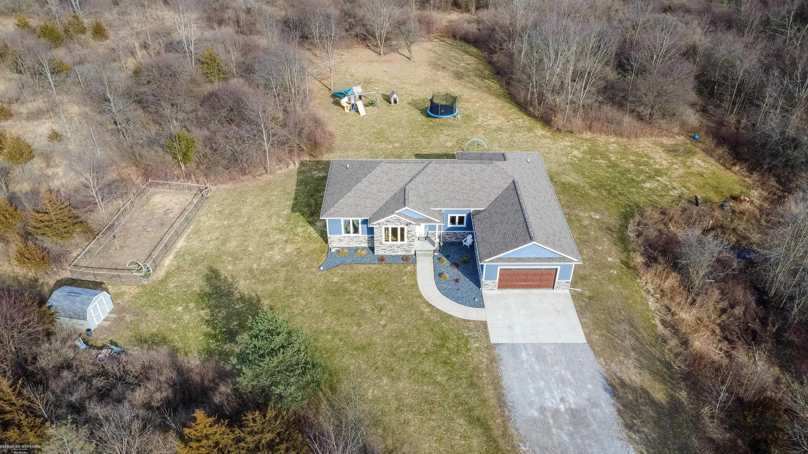 5075 Howe Road Grand Blanc, MI 48439 - Photo 62 of 65 50168656-58e3987c-8b52-436a-bb2f-ed02a6bfc9d9.JPG