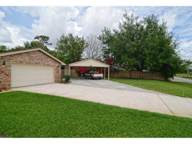 8904 Southwest Cherry Lane Stuart, FL 34997 - Photo 25 of 25 Gallery Image 25