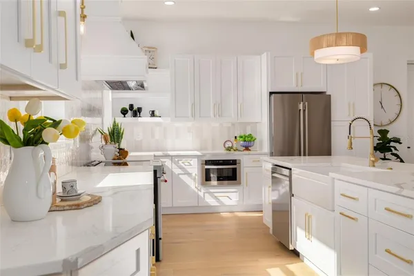 $1,175,000 | 467 34th Avenue North, St. Petersburg, FL 33704