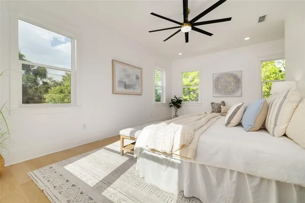 $1,175,000 | 467 34th Avenue North, St. Petersburg, FL 33704
