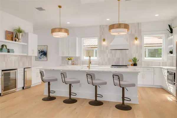 $1,175,000 | 467 34th Avenue North, St. Petersburg, FL 33704