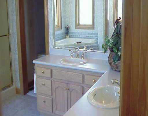 7807 Garman Road Auburn, IN 46706 - Photo 3 of 8
