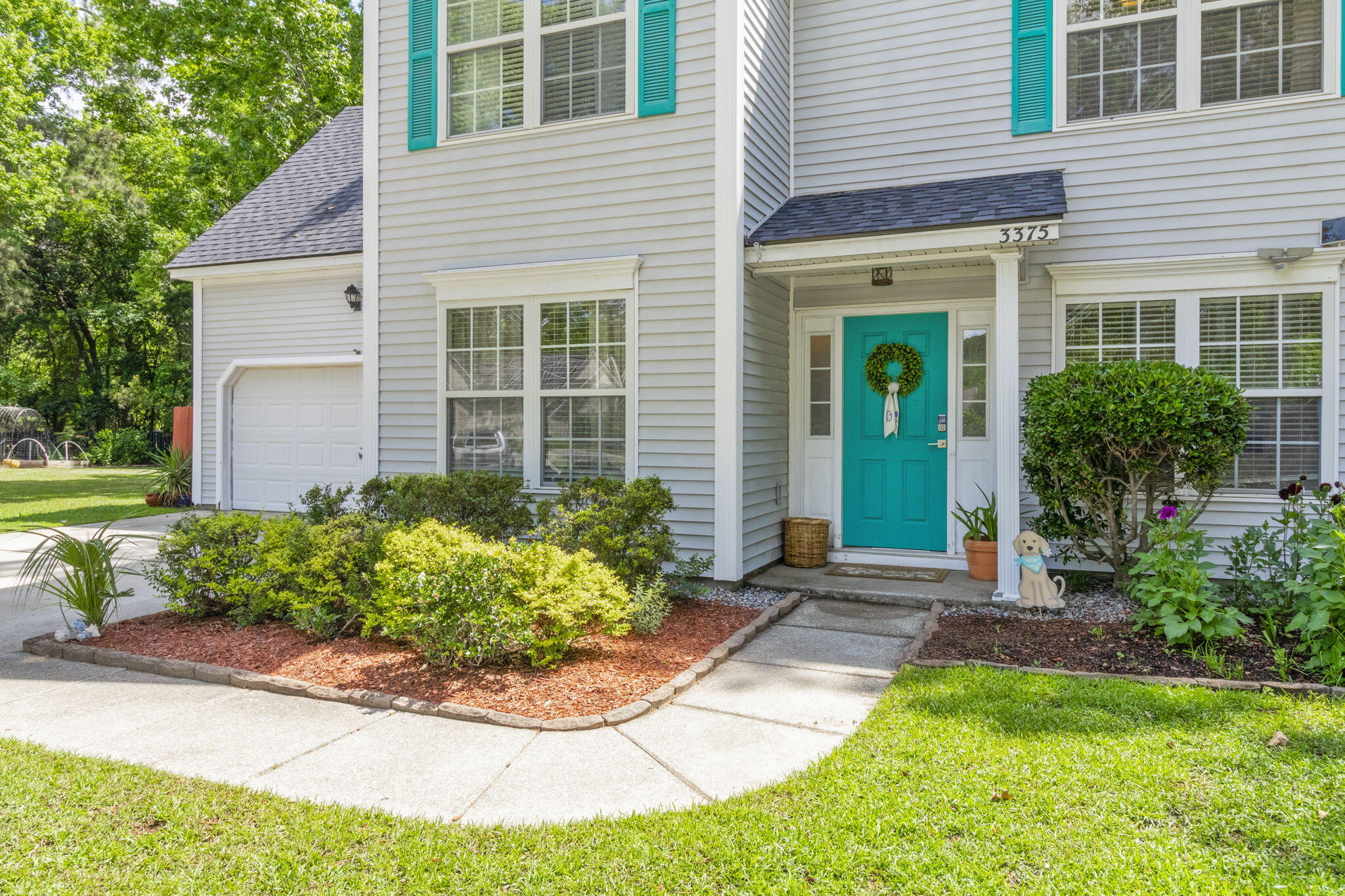 3375 Crowell Lane Mount Pleasant, SC 29466 - Photo 4 of 38 5-web-or-mls-IMG_3156