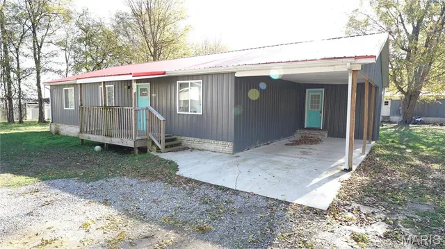 $125,000 | 1014 South Klinkhardt Street, Hayti, MO 63851