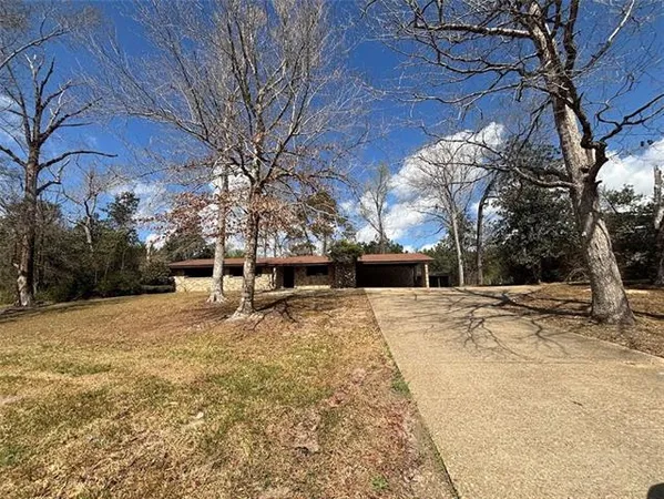 $219,999 | 308 Mosley Drive, Winnfield, LA 71483