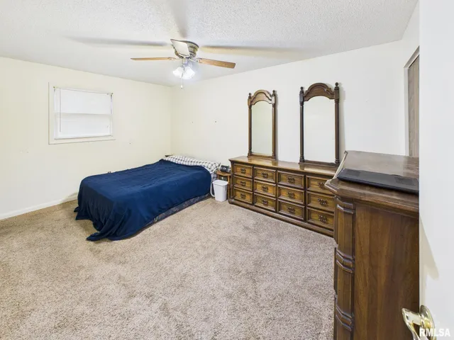 $140,000 | 1201 Allied Avenue, Taylorville, IL 62568