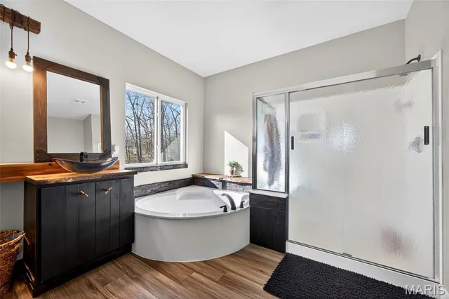 $699,999 | 50 Tahoma Drive, Foristell, MO 63348