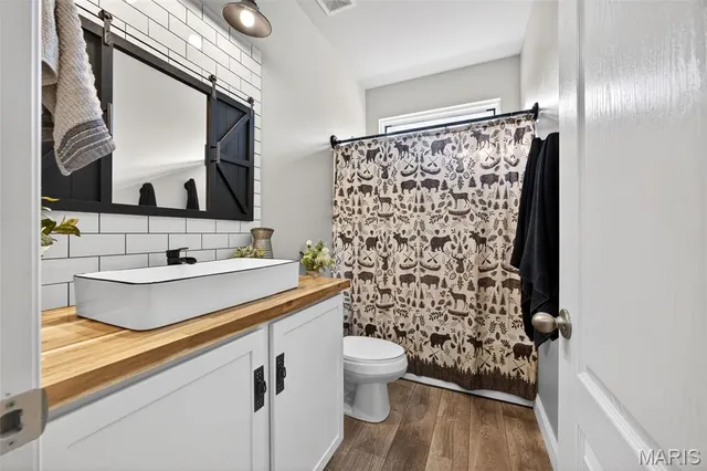 $699,999 | 50 Tahoma Drive, Foristell, MO 63348