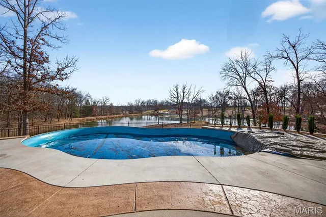 $699,999 | 50 Tahoma Drive, Foristell, MO 63348