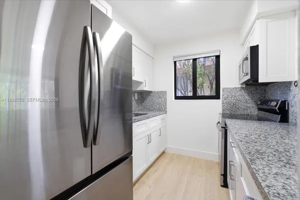 $3,450 | 3522 Southwest 25th Street, Unit 3522, Miami, FL 33133