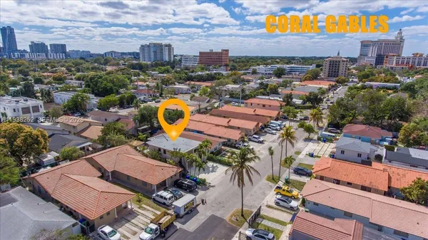 $3,450 | 3522 Southwest 25th Street, Unit 3522, Miami, FL 33133