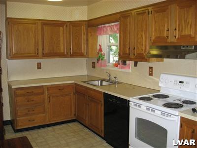 2148 Grove Road Bethlehem, PA 18018 - Photo 3 of 8 Kitchen