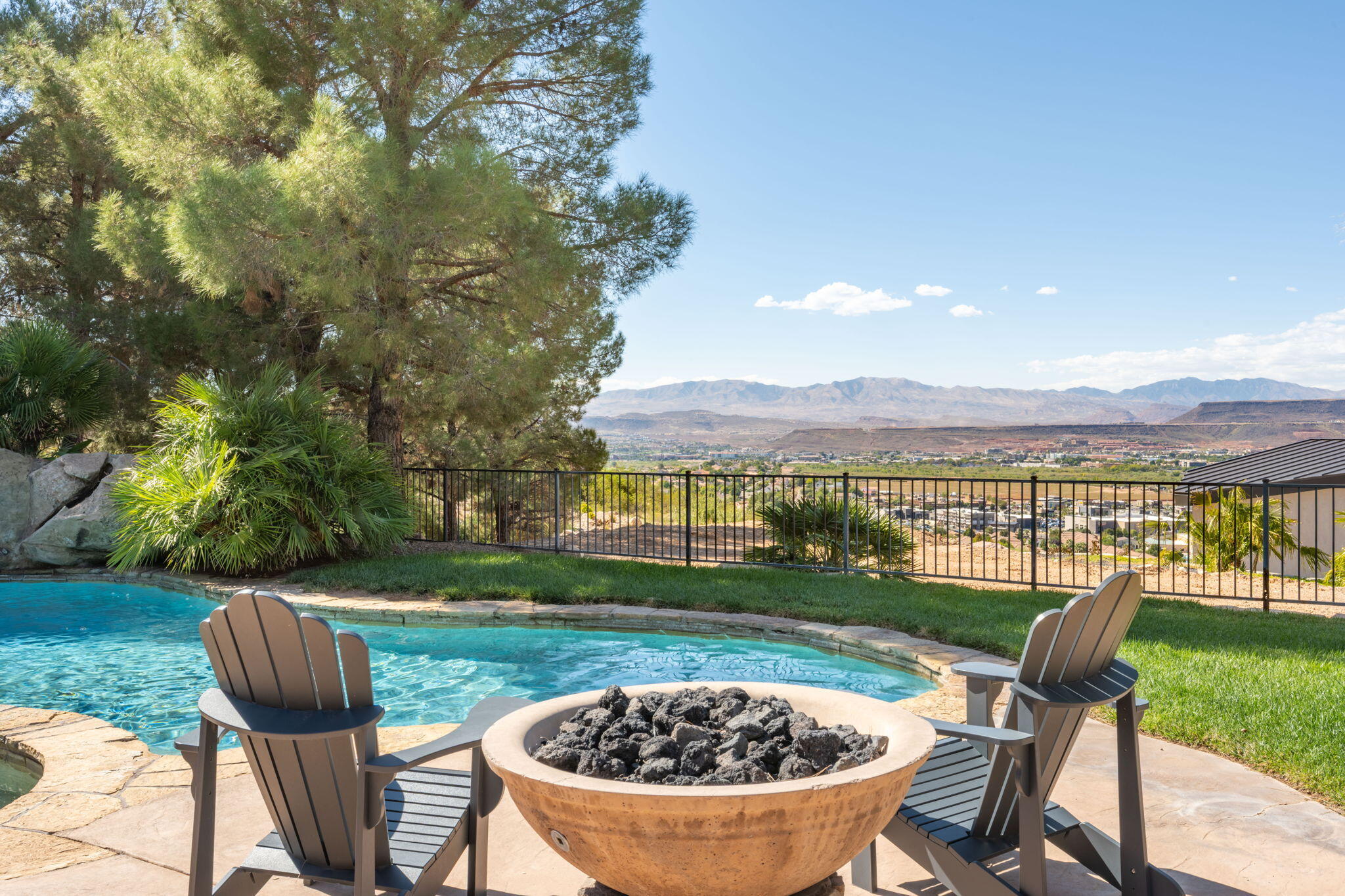 1536 Cliff Point Circle St. George, UT 84790 - Photo 50 of 63 Fire Pit