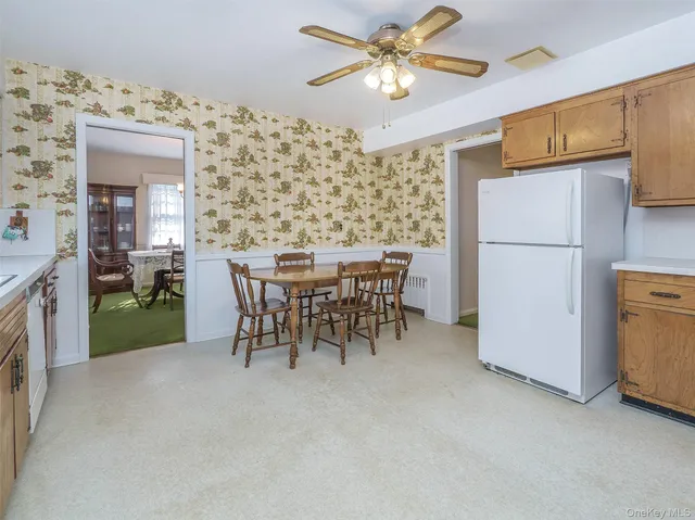 $825,000 | 856 Glen Cove Avenue, Glen Head, NY 11545