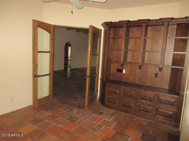 5020 East Doubletree Ranch Road Paradise Valley, AZ 85253 - Photo 5 of 21 011