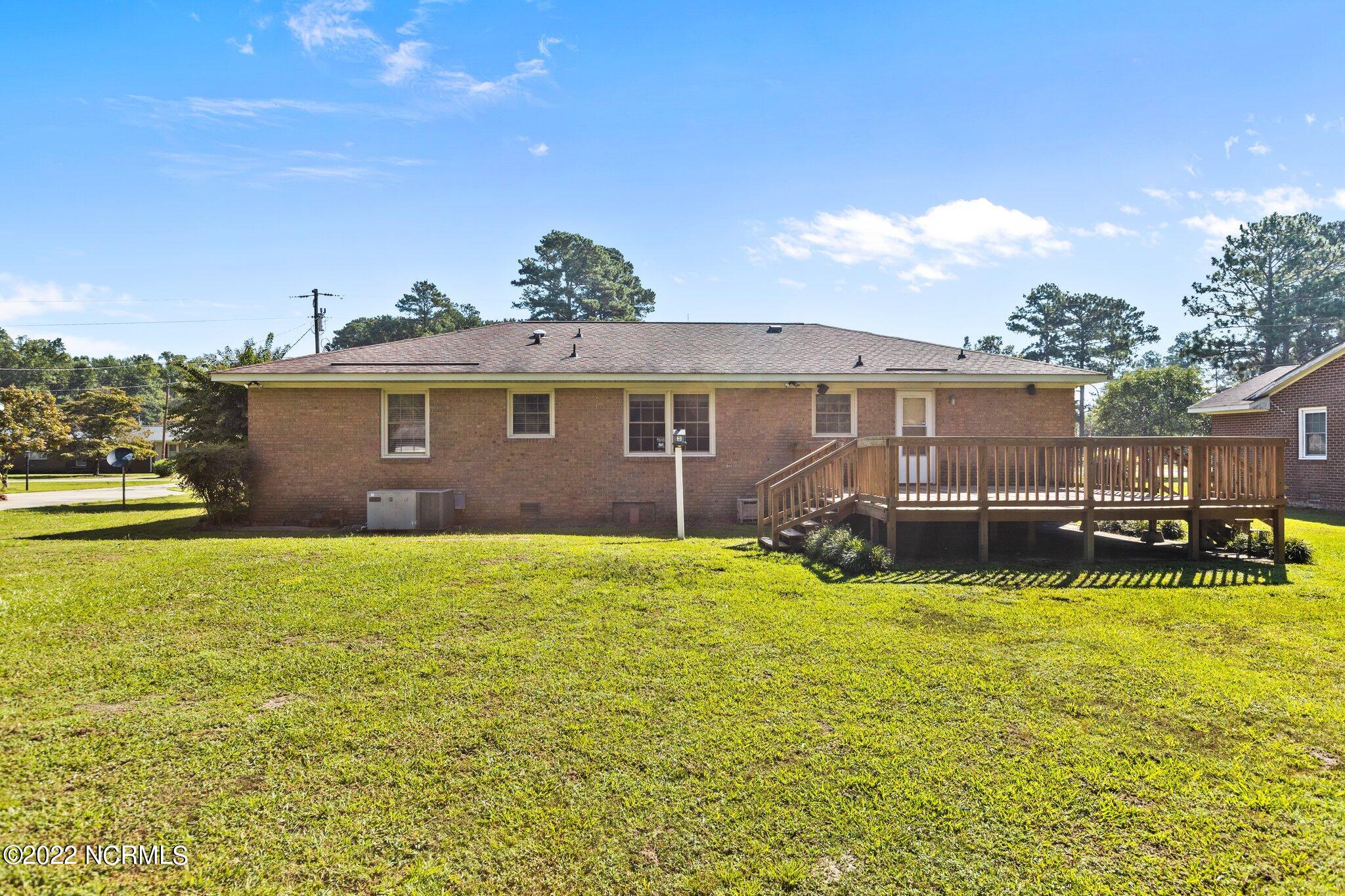 1782 Holly Ridge Road Kinston, NC 28504 - Photo 3 of 32 3-web-or-mls-IMGL7321