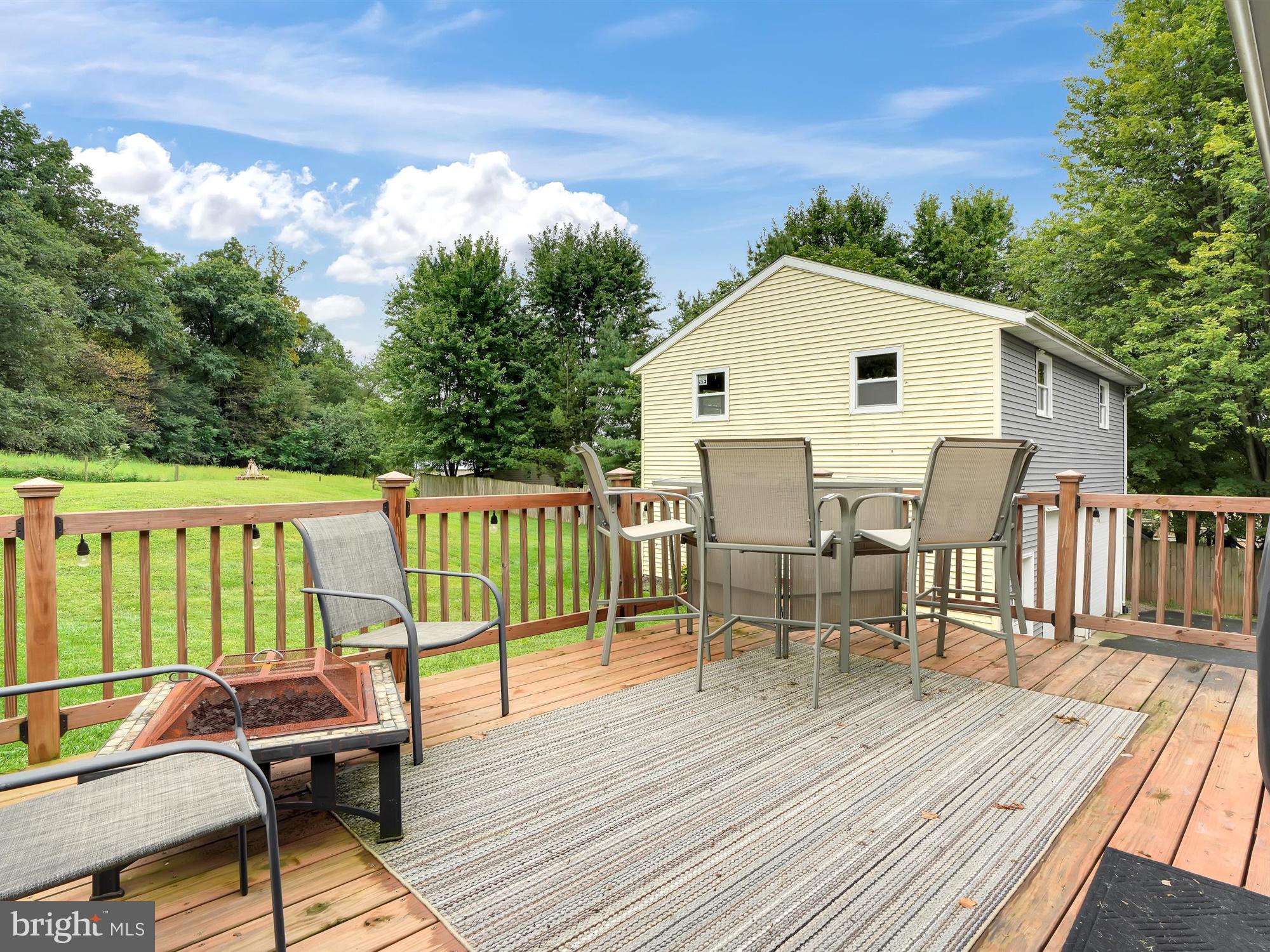 6753 Elizabethtown Road Manheim, PA 17545 - Photo 29 of 30 DECK