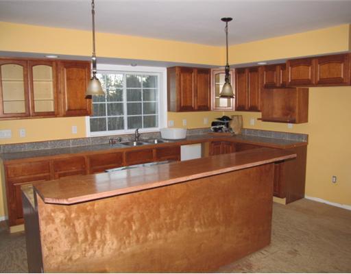 940-950 Whitefield Road Pittston, ME 04345 - Photo 3 of 17 Kitchen.