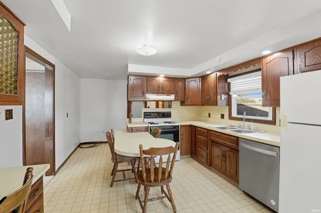 $165,000 | 420 West Maple Street, Waterloo, IN 46793