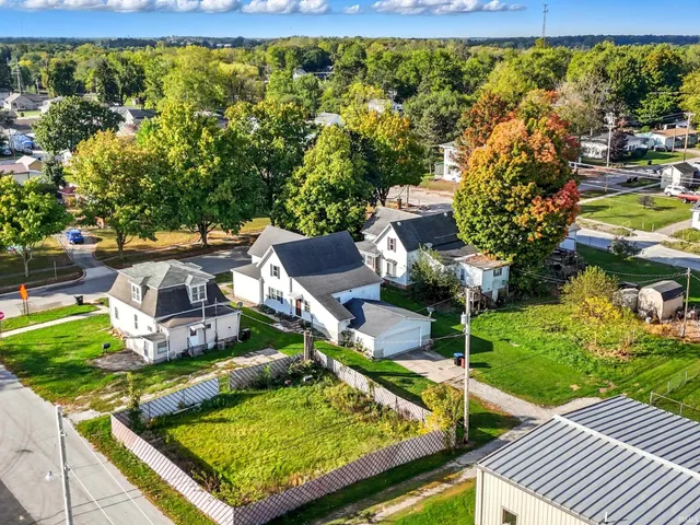 $165,000 | 420 West Maple Street, Waterloo, IN 46793