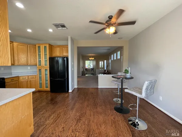 $2,425 | 206 Cedar Ridge Drive, Rio Vista, CA 94571