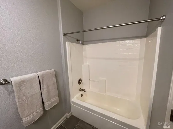 $2,425 | 206 Cedar Ridge Drive, Rio Vista, CA 94571