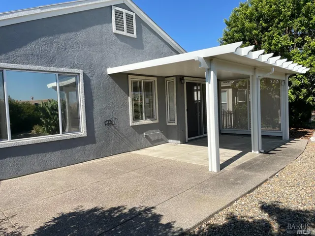 $2,425 | 206 Cedar Ridge Drive, Rio Vista, CA 94571