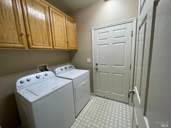 $2,425 | 206 Cedar Ridge Drive, Rio Vista, CA 94571