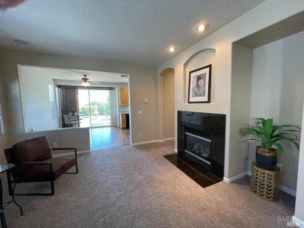 $2,425 | 206 Cedar Ridge Drive, Rio Vista, CA 94571
