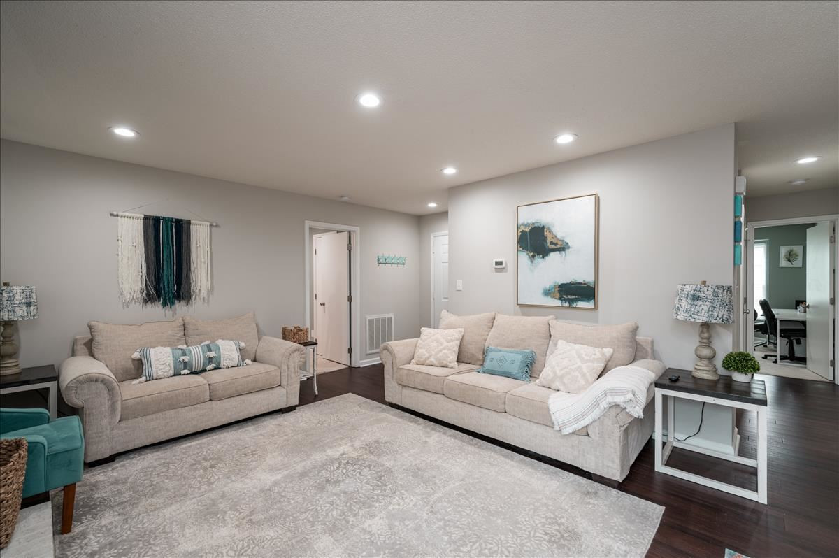 3509 Castlegate Drive Raleigh, NC 27616 - Photo 4 of 18 Photo 4