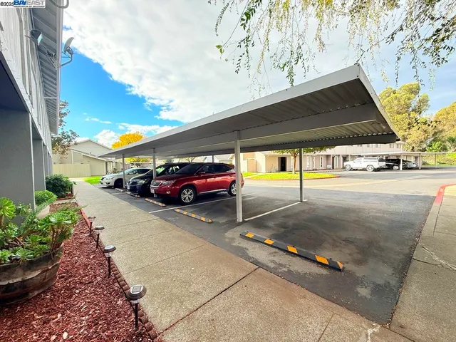 $275,000 | 68 El Toro Court, Fairfield, CA 94533