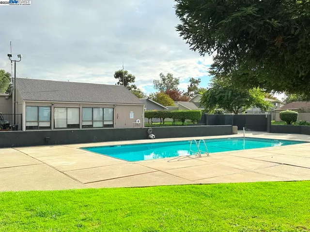$275,000 | 68 El Toro Court, Fairfield, CA 94533