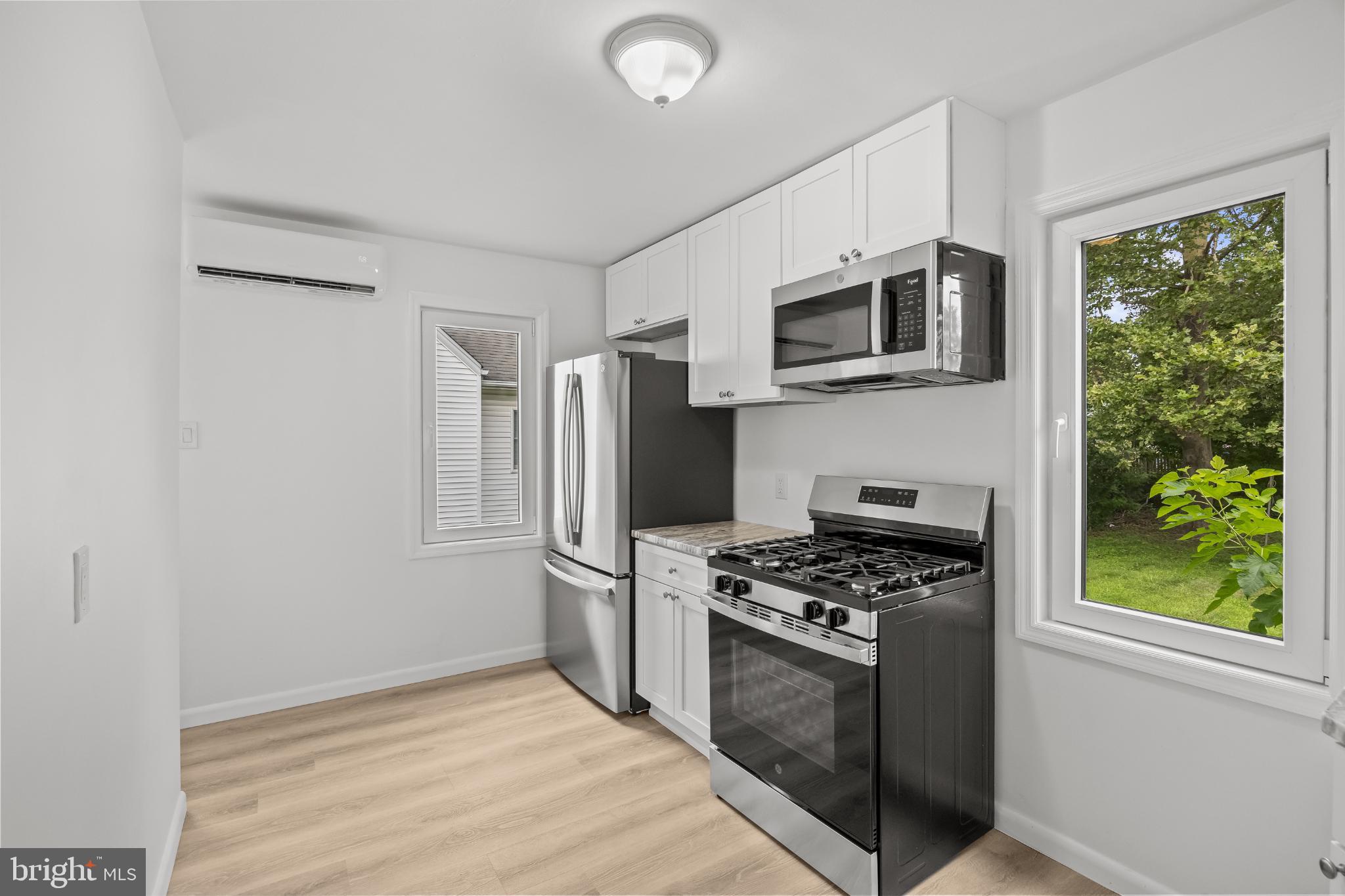 318 Essex Avenue Cherry Hill, NJ 08002 - Photo 4 of 15